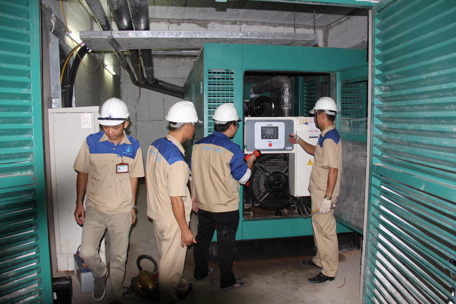 DỊCH VỤ VẬN HÀNH HỆ THỐNG KỸ THUẬT 24/7